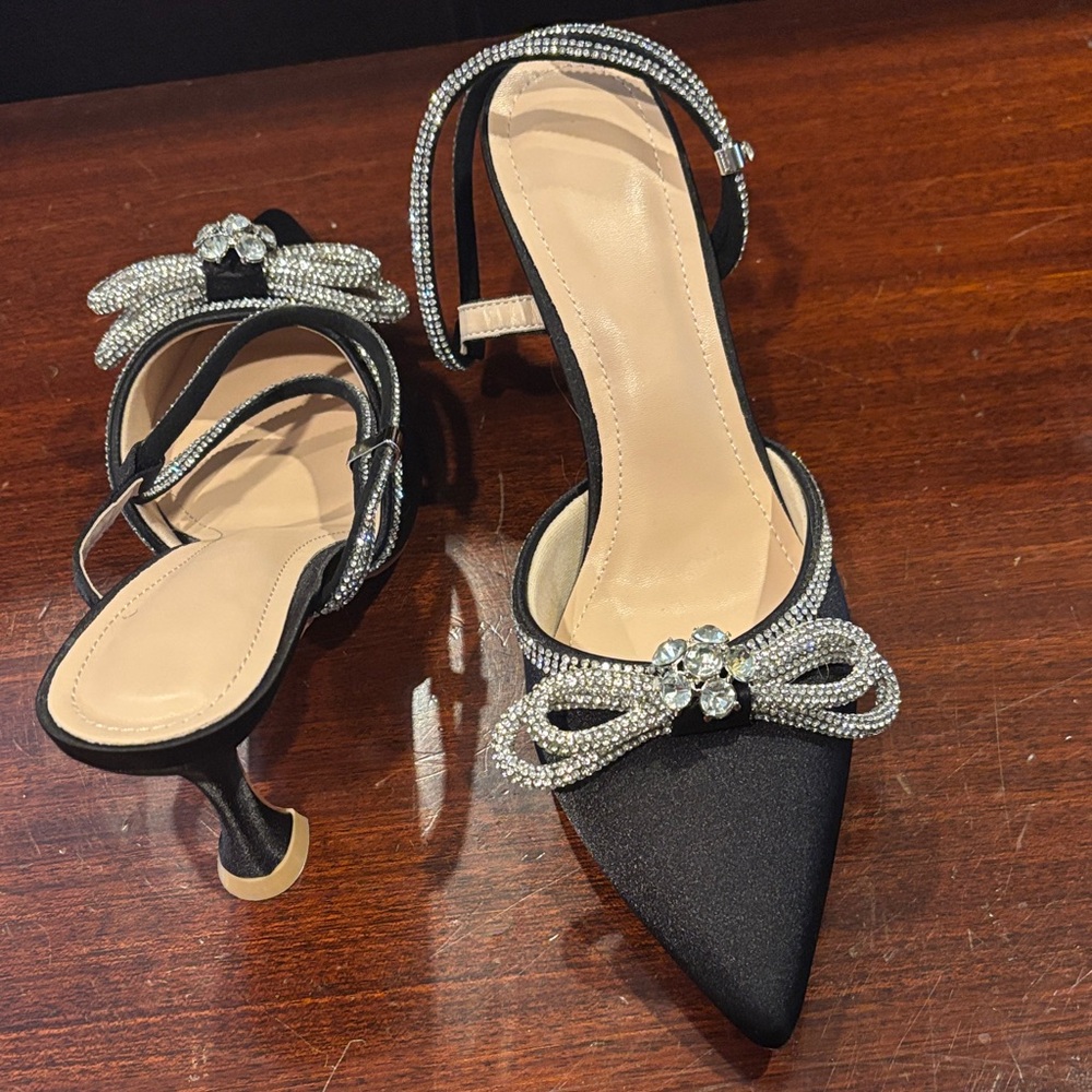 Chic Black Satin Heels with Rhinestone Bow